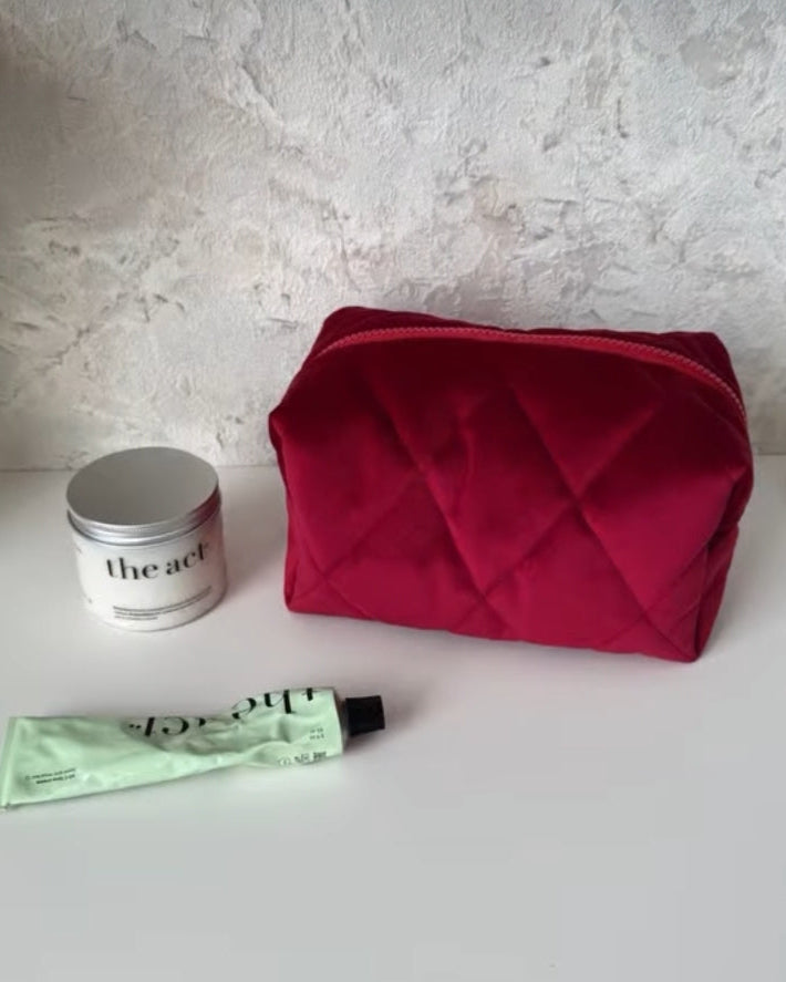 Rose Blush Beauty Bag | Quilted Travel Makeup Pouch - Pochette