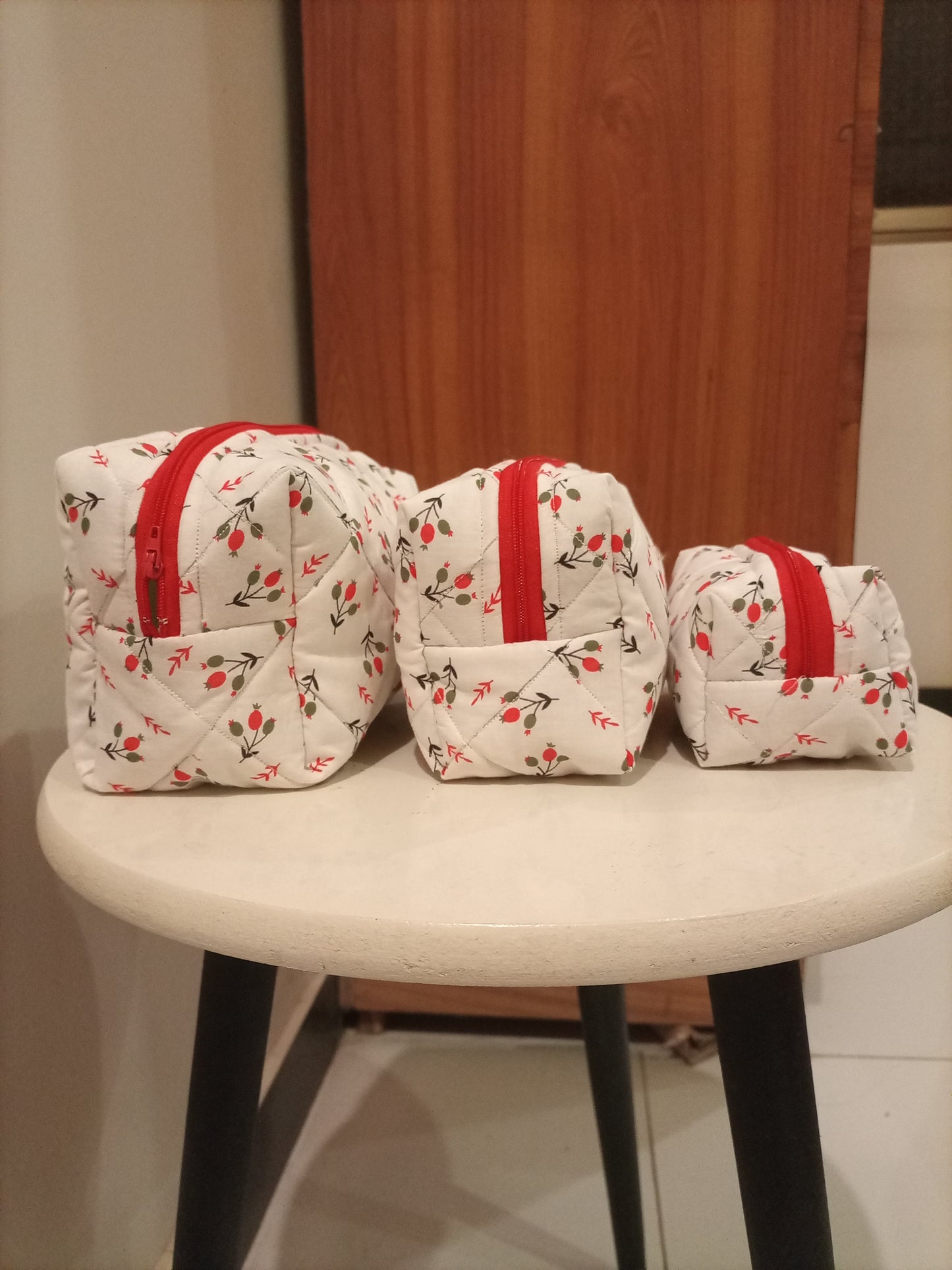 Floral beauty case