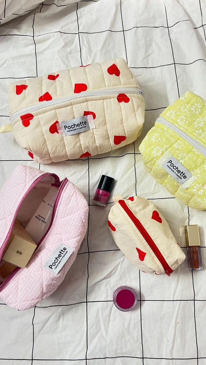 Red heart beauty case