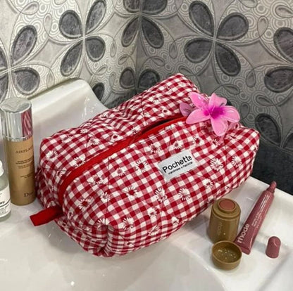 Red check beauty case