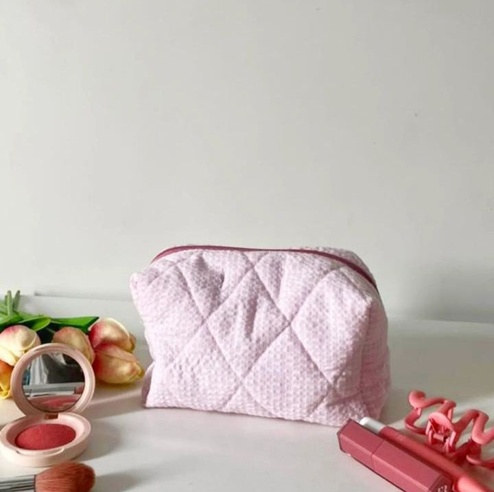 Baby pink beauty case