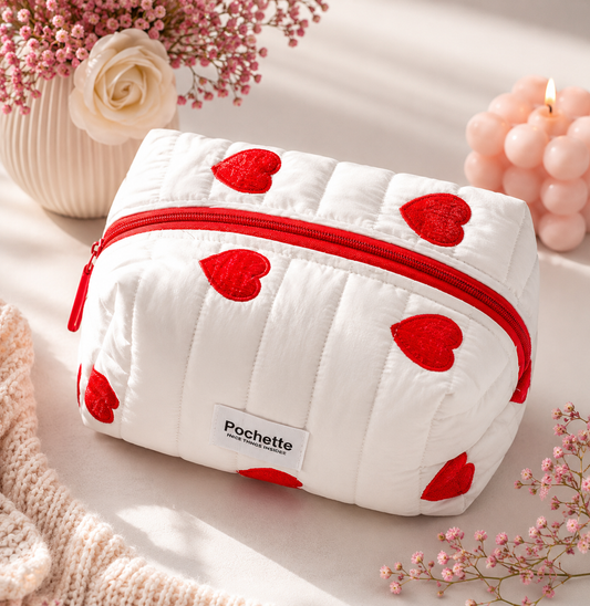 Love Dot Beauty Case